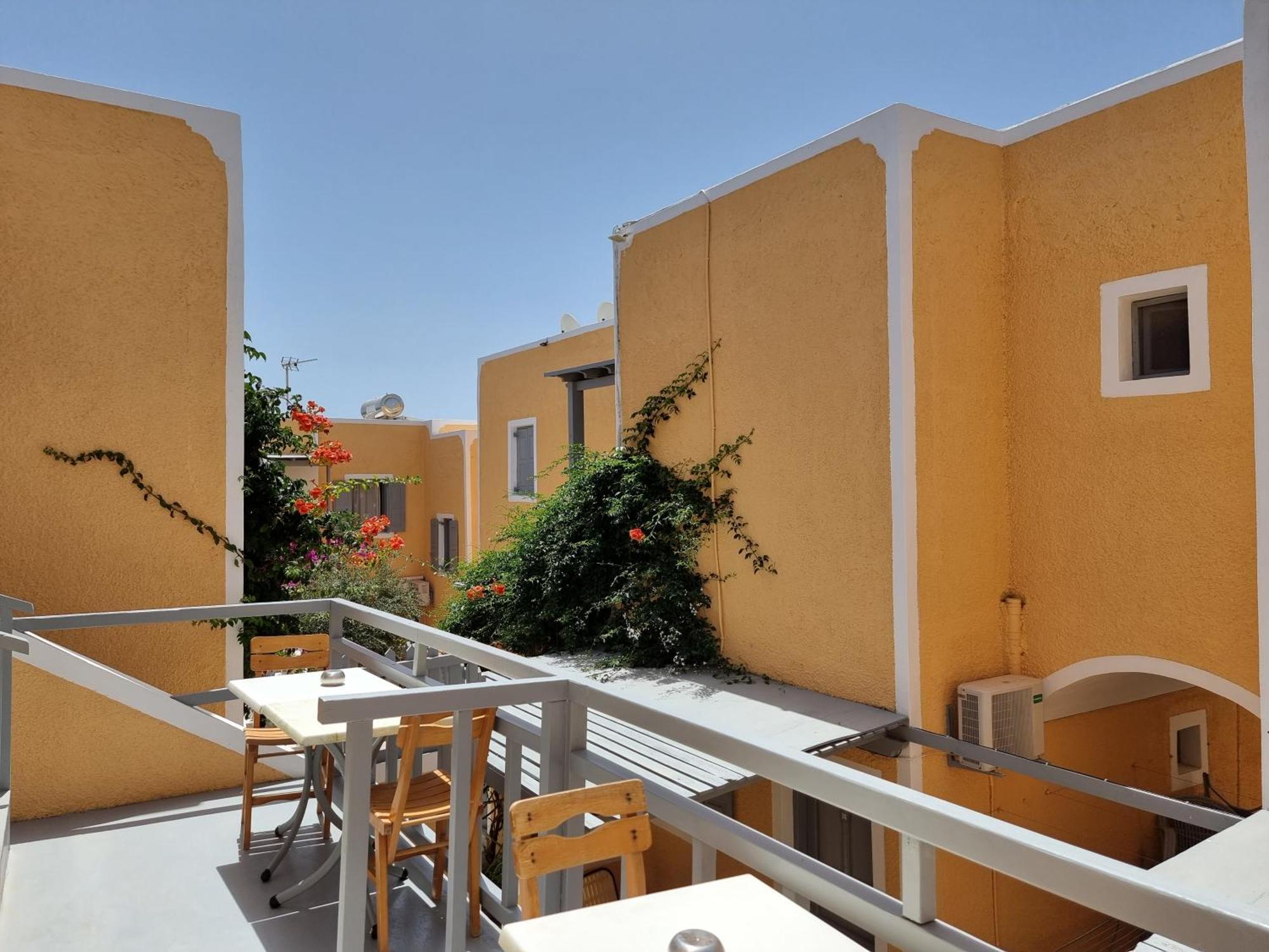 Nostos Beach (Adults Only) Kamári المظهر الخارجي الصورة